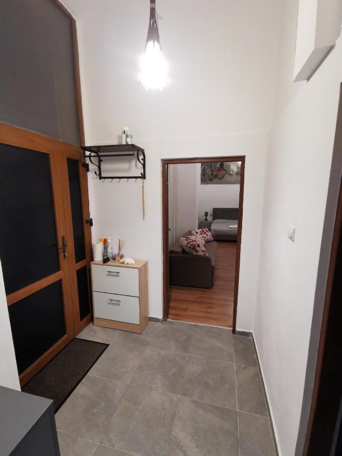 Central Designer Flat Gran Varadino Esterno foto